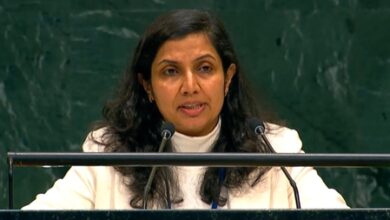India rejects laws affecting national sovereignty; votes at UN against US embargo on Cuba