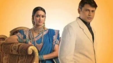 Cezanne Khan celebrates 25 years of ‘Kasautii Zindagii Kay’, shares nostalgic stills with Shweta Tiwari Cezanne Khan celebrates 25 years of ‘Kasautii Zindagii Kay’, shares nostalgic stills with Shweta Tiwari