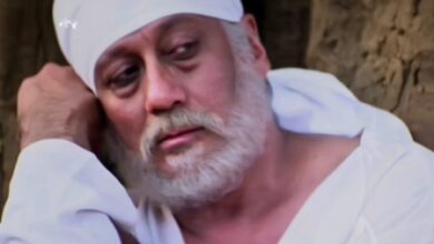 Jackie Shroff celebrates 16 years of ‘Malik Ek’ starring as Sai Baba alongside Smriti Irani Jackie Shroff celebrates 16 years of ‘Malik Ek’ starring as Sai Baba alongside Smriti Irani