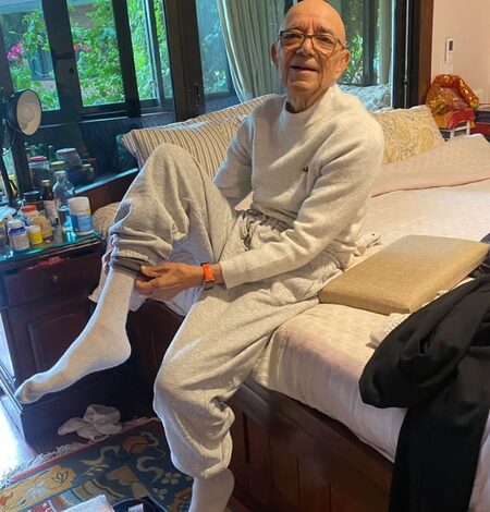 Manisha Koirala celebrates dad’s zest for life on his 80th birthday, reveals his fitness routine Manisha Koirala celebrates dad’s zest for life on his 80th birthday, reveals his fitness routine