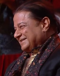 Amitabh Bachchan recalls meeting Anup Jalota for the first time 40 years ago