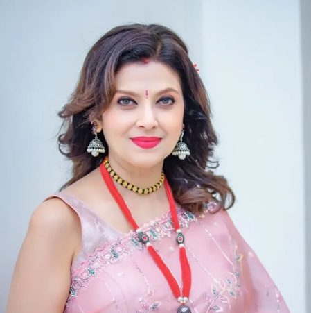 CINTAA row: Varsha Usgaonkar alleges staff is hand in glove with Poonam Dhillon, Padmini Kolhapure CINTAA row: Varsha Usgaonkar alleges staff is hand in glove with Poonam Dhillon, Padmini Kolhapure