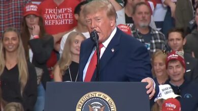 ‘This war is not over’: Obama, Trump trade fire in midterms’ closing week ‘This war is not over’: Obama, Trump trade fire in midterms’ closing week