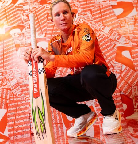 WBBL 12: Mooney takes over Scorchers captaincy from Devine WBBL 12: Mooney takes over Scorchers captaincy from Devine