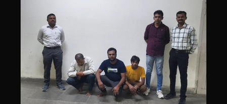 Posing as ‘guru’, gang dupes elderly man of over Rs 19 lakh in Gujarat; three arrested Posing as ‘guru’, gang dupes elderly man of over Rs 19 lakh in Gujarat; three arrested