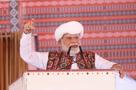 PM Modi revives Rahul Gandhi’s ‘aloo se sona’ jibe, says Banaskantha farmers already doing it PM Modi revives Rahul Gandhi’s ‘aloo se sona’ jibe, says Banaskantha farmers already doing it