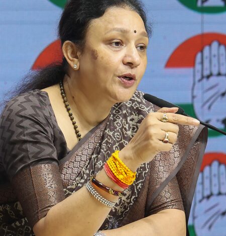 ‘Democracy, Constitution must be protected to celebrate Diwali, Holi’: Cong leaders respond to Delhi traders, defend INDIA bloc rally ‘Democracy, Constitution must be protected to celebrate Diwali, Holi’: Cong leaders respond to Delhi traders, defend INDIA bloc rally