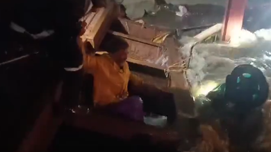 Hyderabad Rain | Zepto Delivery Executive Rescued After Falling Into Nala Near Hi Tech City Hyderabad Rain | Zepto Delivery Executive Rescued After Falling Into Nala Near Hi Tech City