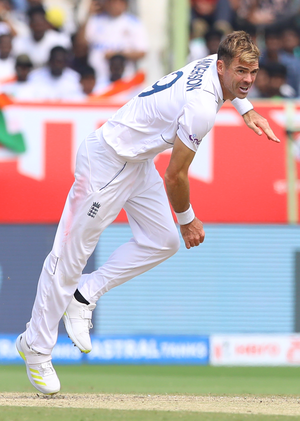 Anderson to leave Lancashire after 25 years after club denies new contract to speedster