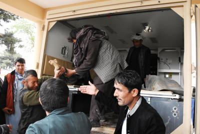 Head-on collision kills five, injures 20 in Afghanistan’s Baghlan Head-on collision kills five, injures 20 in Afghanistan’s Baghlan