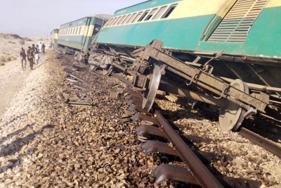 Four killed, over 30 injured after train derails in Pakistan’s Punjab
