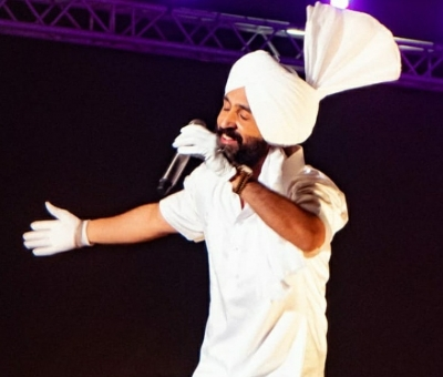 Commuters advised to use metro amid traffic restrictions for Diljit Dosanjh’s Delhi concert Commuters advised to use metro amid traffic restrictions for Diljit Dosanjh’s Delhi concert